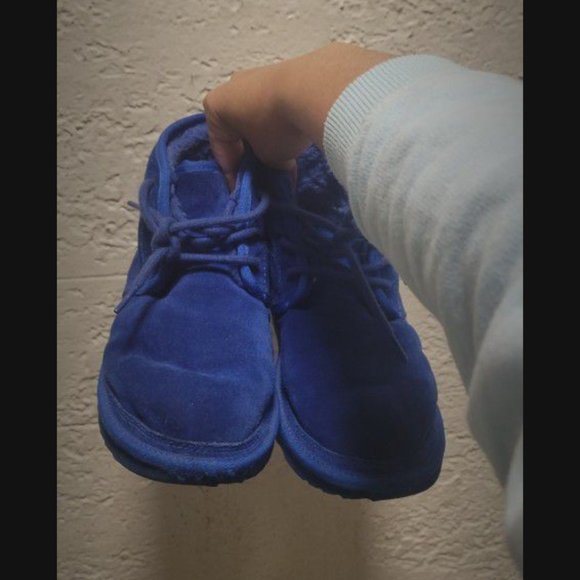 UGG Neumal Chukka Blue Size 6Y - Picture 1 of 3